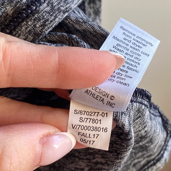 Athleta Running Wild Half Zip Colorblock 1/2 Zip Gray Navy Red Size XS - Picture 10 of 12